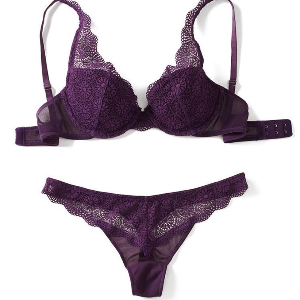 Adore Me Contour Bra and Thong